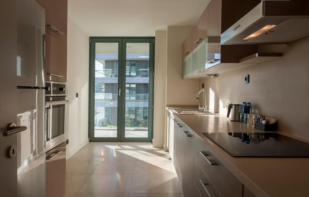 The Superior Living Batisehir Apartment อิสตันบูล ภายนอก รูปภาพ